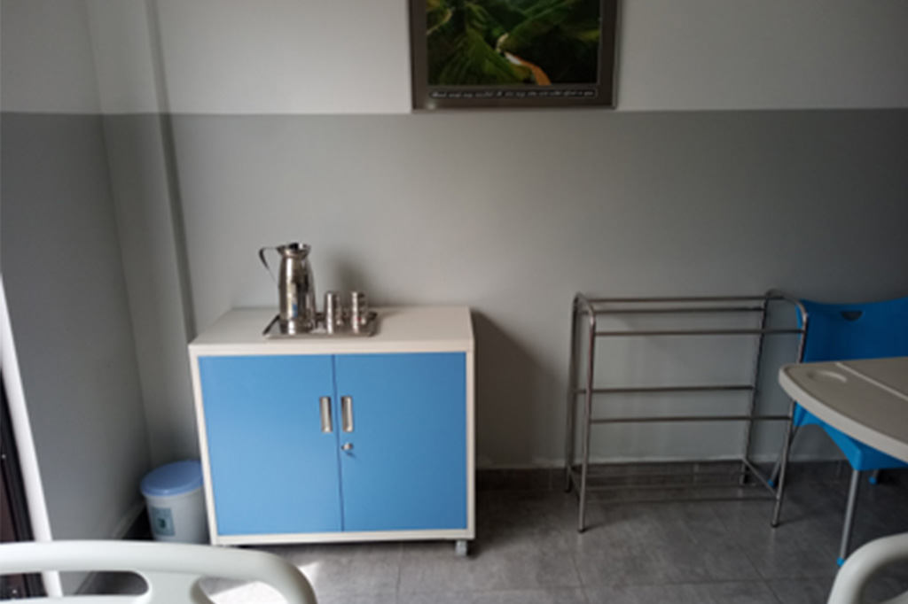 Cupboard & Rack